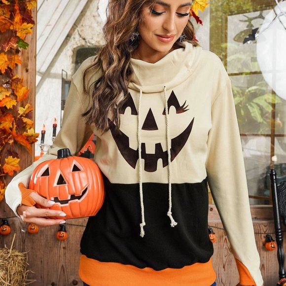 SOLD Halloween Sweatshirt Pumpkin Print - Picture 5 of 12